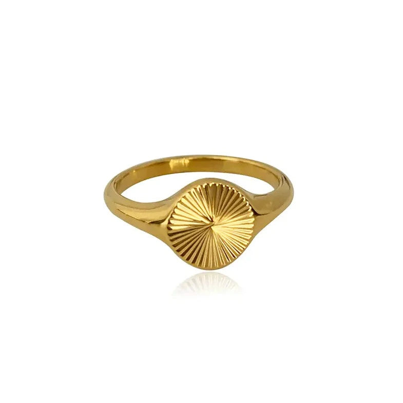 Minimalist Dainty Rays Circle Index Ring