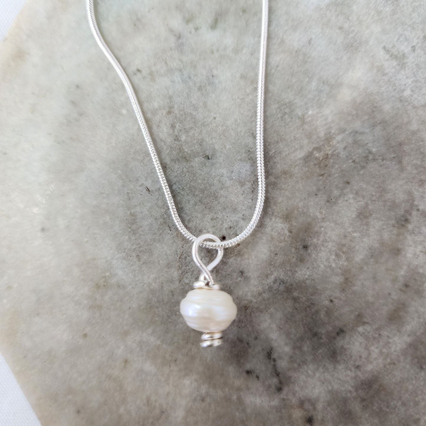 necklace, trendy jewelry, handcrafted jewelry, natural pearl, freshwater pearl, pendant chain, snake chain, handmade, artisan jewelry, luxury jewelry
